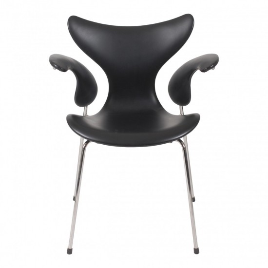 ombetr kning af Arne Jacobsen liljen armstole i l der